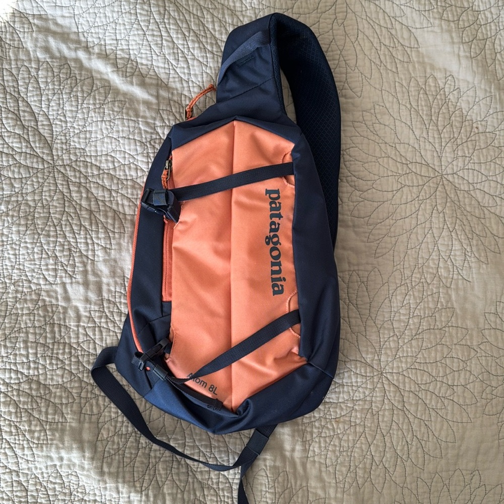 Patagonia Atom Sling Bag